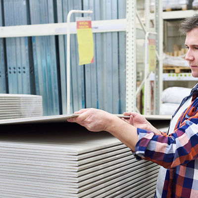 ভালো দাম সাধারণ কাগজ জিপসাম বোর্ড অ্যান্টি মিলডিউ সাউন্ডপ্রুফ 1220 X 2440 মিমি অনলাইন