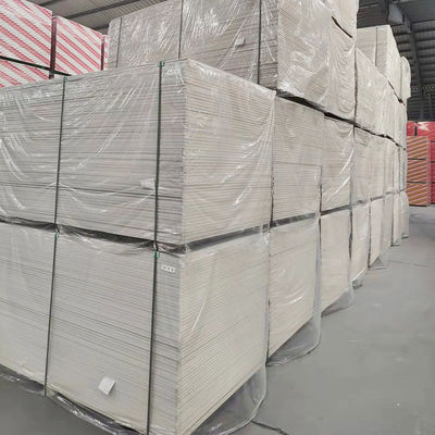 প্রত্যক্ষ বিক্রয় নতুন আগমনকারী 1200X2400Mm ছাঁচ প্রতিরোধের শীট রক ড্রাইওয়াল ডিসলফারাইজেশন প্লাস্টারবোর্ড