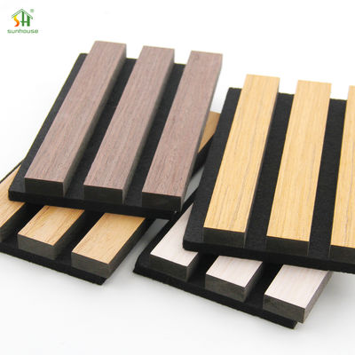 ভালো দাম Factory Direct Sales Acoustic Slat Wall Panel with 550kg/m3 ~ 880kg/m3 Density and 3D Model Design for Modern Indoor Spaces অনলাইন